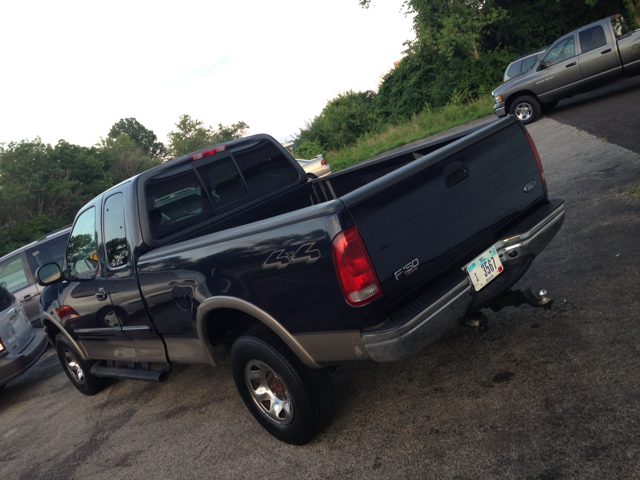 2001 Ford F-150 SLT 1 Ton Dually 4dr 35