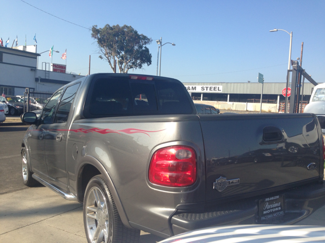 2002 Ford F-150 SLT 1 Ton Dually 4dr 35