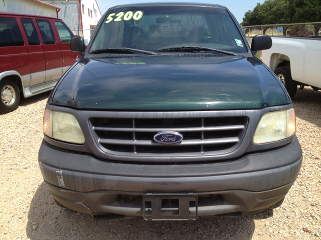 2002 Ford F-150 Reg Cab 108 WB