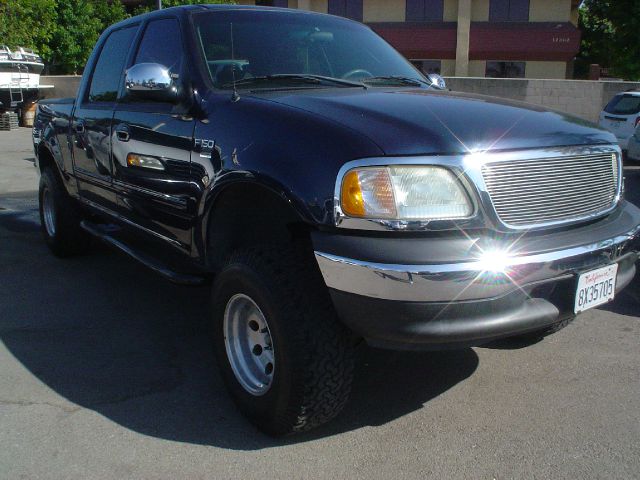 2002 Ford F-150 Lariat CREW CAB 4X4 Diesel