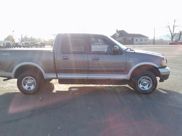 2003 Ford F-150 2500 SL