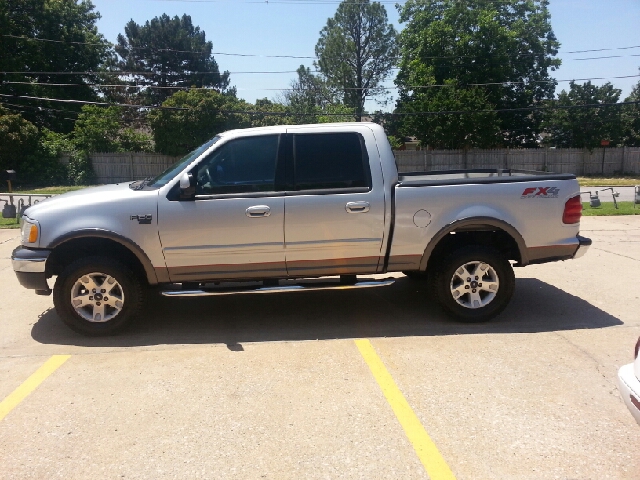 2003 Ford F-150 2500 SL