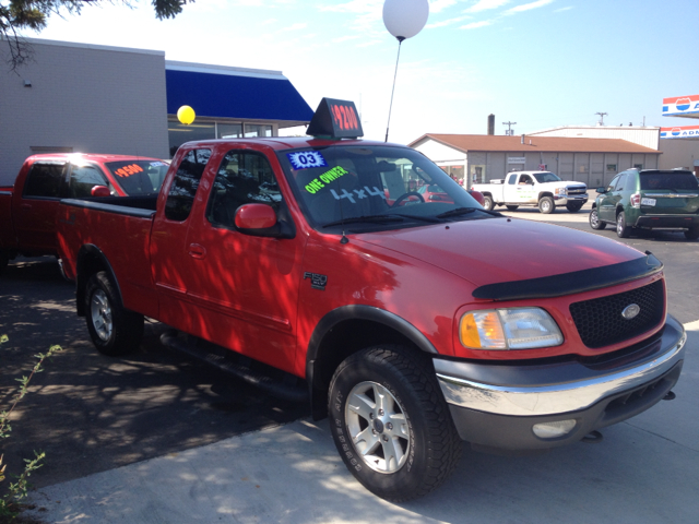 2003 Ford F-150 XL 2WD Reg Cab