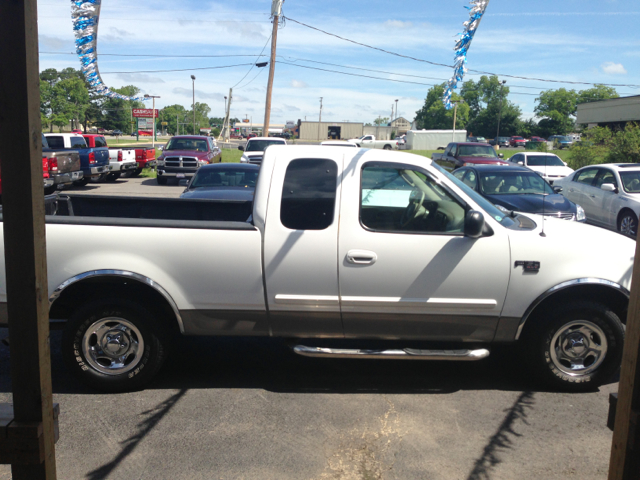 2003 Ford F-150 XLT Supercrew Short Bed 2WD