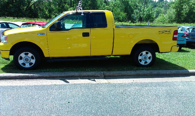 2004 Ford F-150 LT Crew Cab