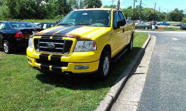 2004 Ford F-150 LT Crew Cab