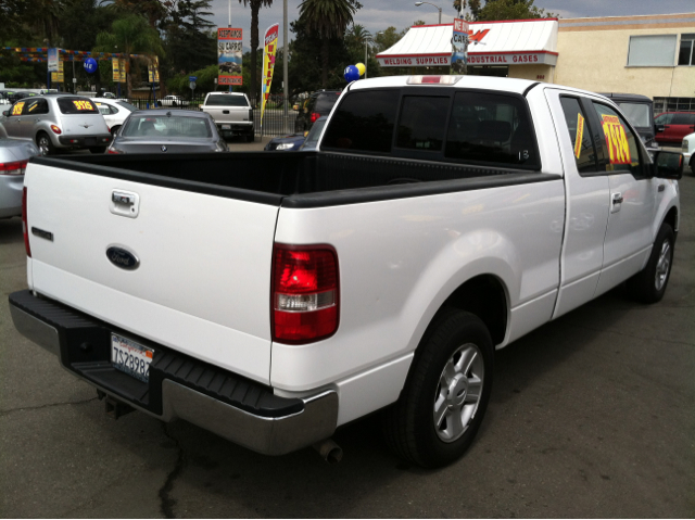 2004 Ford F-150 XLT Supercrew Short Bed 2WD