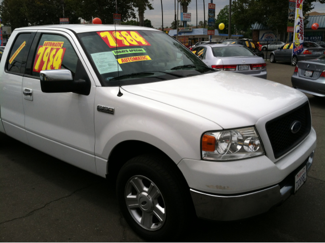 2004 Ford F-150 XLT Supercrew Short Bed 2WD