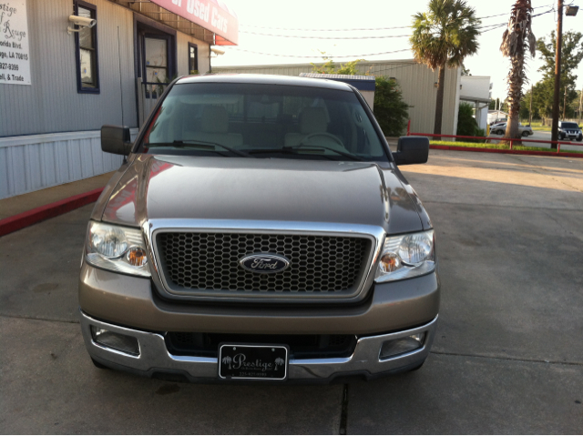 2004 Ford F-150 SL Short Bed 2WD