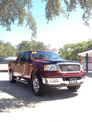 2004 Ford F-150 Club Cab 131 WB