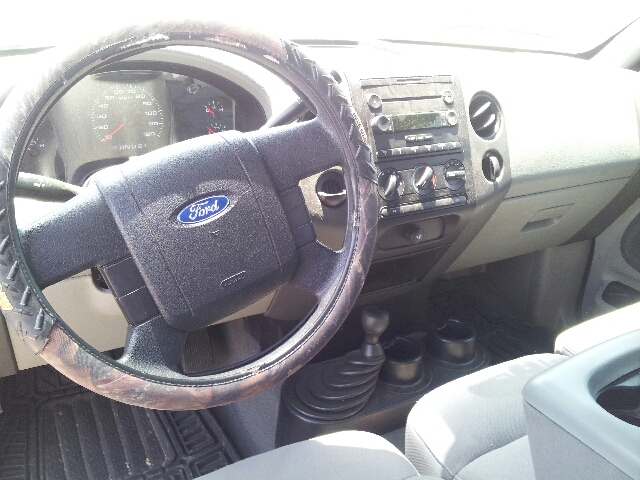 2005 Ford F-150 XLT Supercrew Short Bed 2WD