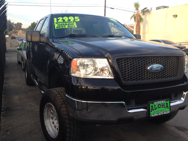 2005 Ford F-150 SL Short Bed 2WD