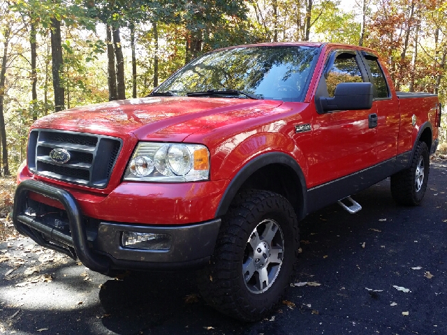 2005 Ford F-150 XLT Supercrew Short Bed 2WD