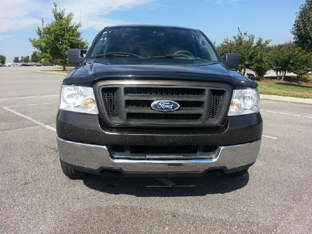 2005 Ford F-150 XLT Supercrew Short Bed 2WD