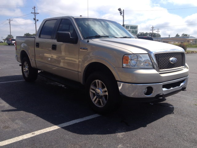 2006 Ford F-150 XLT Supercrew Short Bed 2WD