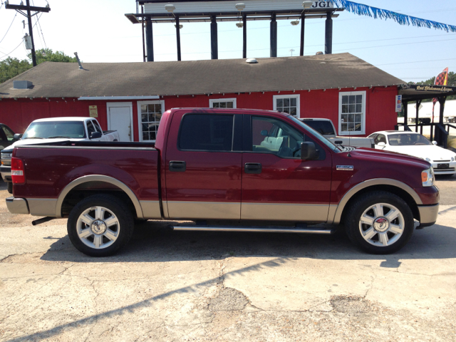 2006 Ford F-150 Club Cab 131 WB