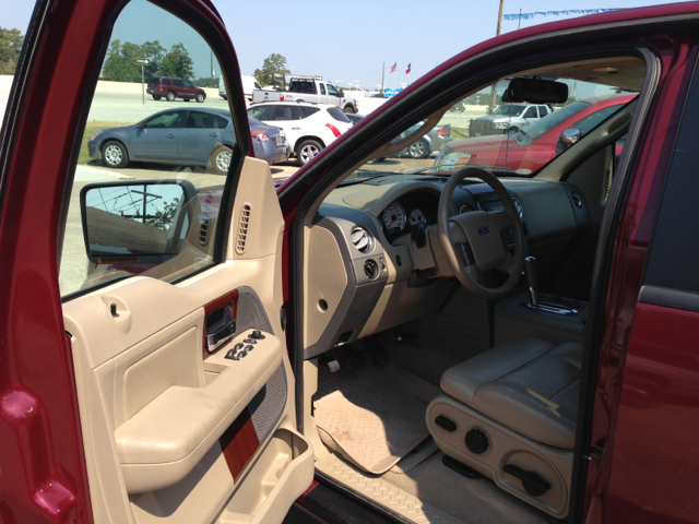 2006 Ford F-150 Club Cab 131 WB