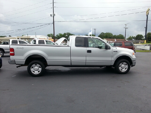 2006 Ford F-150 SE Well Kept Alloy Wheels