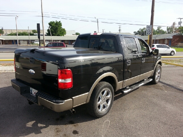 2006 Ford F-150 SL Short Bed 2WD