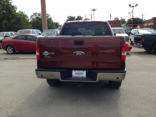 2006 Ford F-150 Club Cab 131 WB