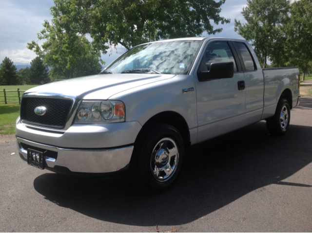 2007 Ford F-150 LX V6 Coupe