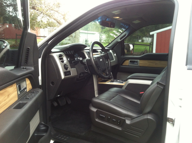 2011 Ford F-150 C230 Sport W/navigation