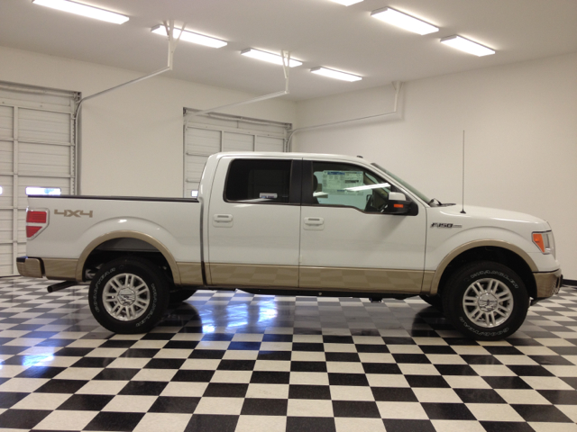 2013 Ford F-150 C230 Sport W/navigation