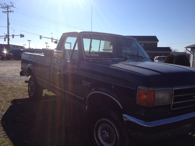 1989 Ford F-250 Lariat - Crew Cab 4x4 Cap