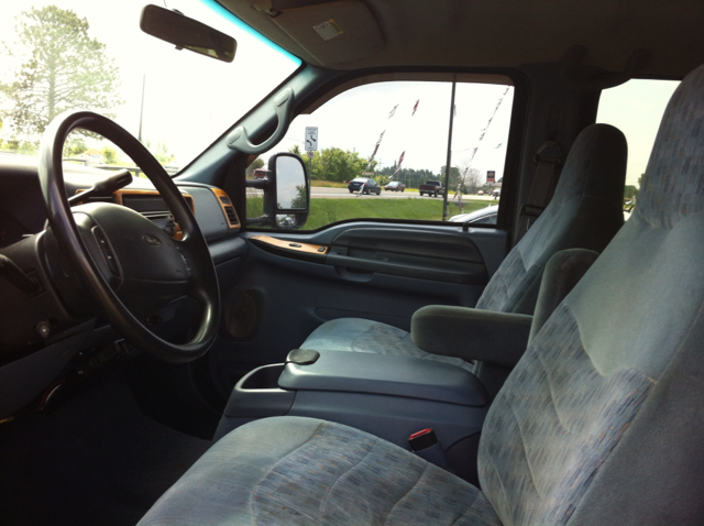 1999 Ford F-250 SD Genesis Sedan