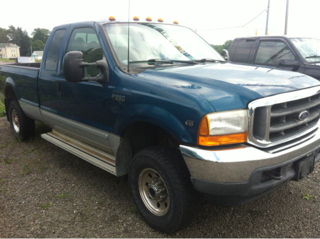 2001 Ford F-250 SD SE Well Kept Alloy Wheels