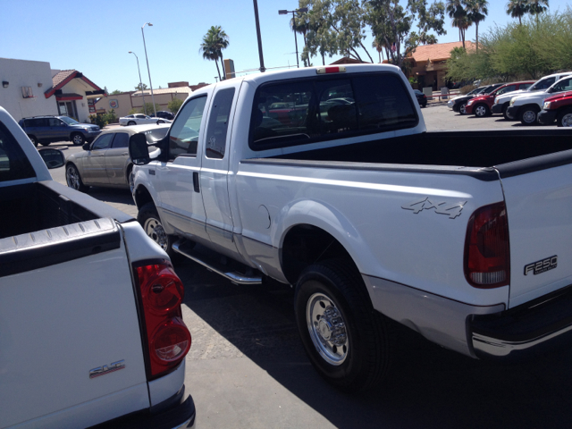 2001 Ford F-250 SD Reg Cab 108 WB