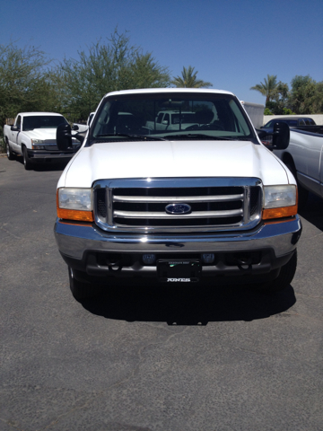 2001 Ford F-250 SD Reg Cab 108 WB