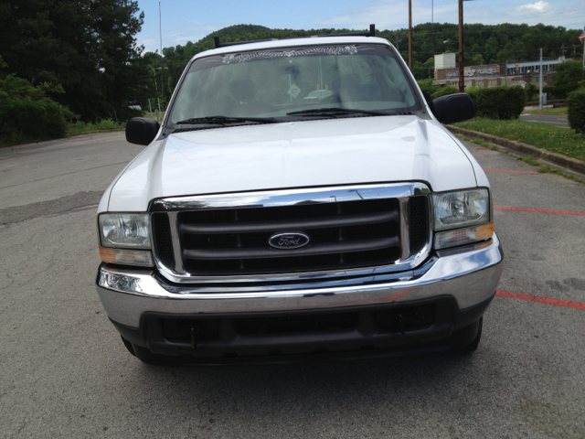 2004 Ford F-250 SD XLT Supercrew Short Bed 2WD