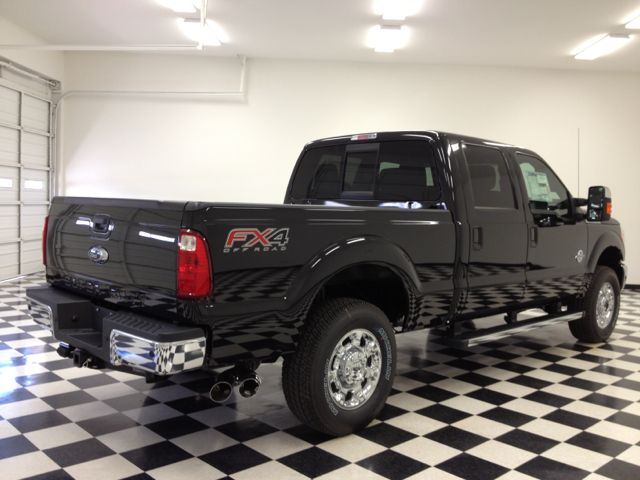 2013 Ford F-250 SD FWD 4dr SE