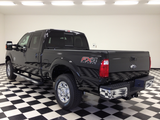 2013 Ford F-250 SD FWD 4dr SE