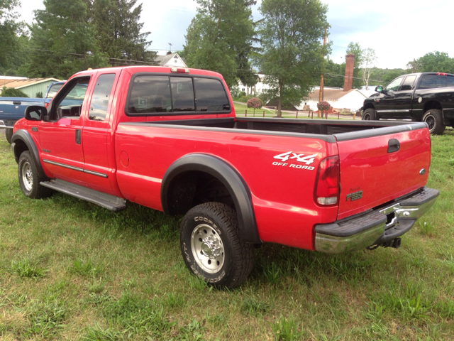 2000 Ford F-350 SD SE Well Kept Alloy Wheels