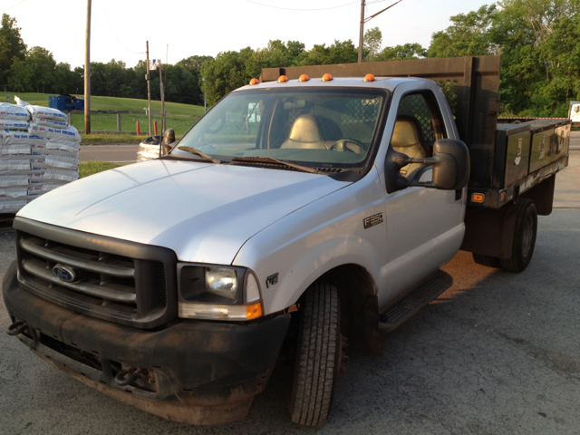 2002 Ford F-350 SD 2009 Nissan Touring