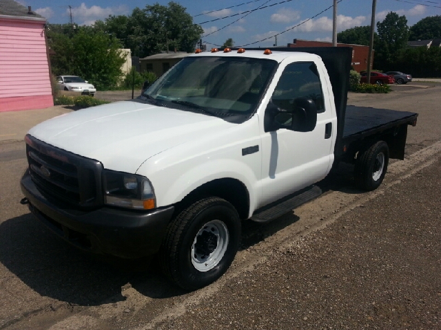 2003 Ford F-350 SD Crew Cab Short Box 2-wheel Drive SLE