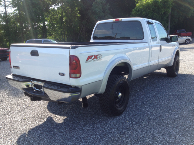 2005 Ford F-350 SD SE Well Kept Alloy Wheels