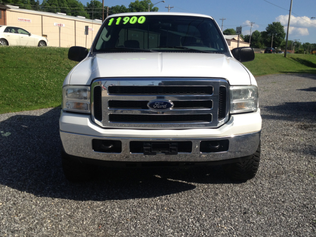 2005 Ford F-350 SD SE Well Kept Alloy Wheels