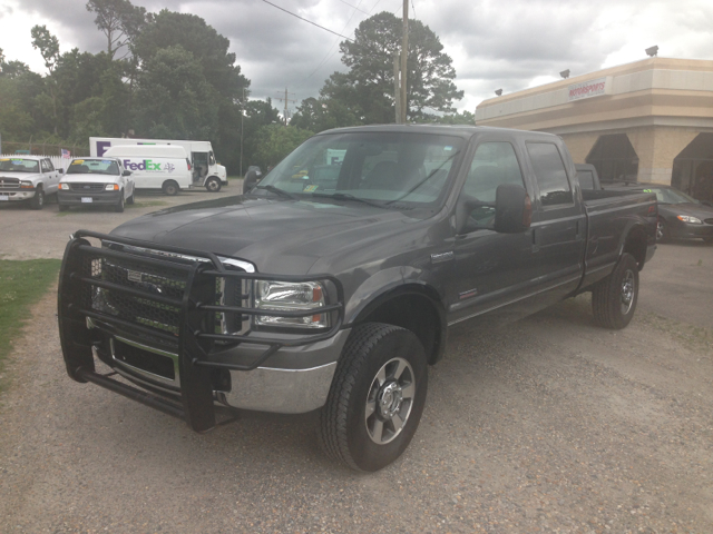 2005 Ford F-350 SD FWD 4dr SE