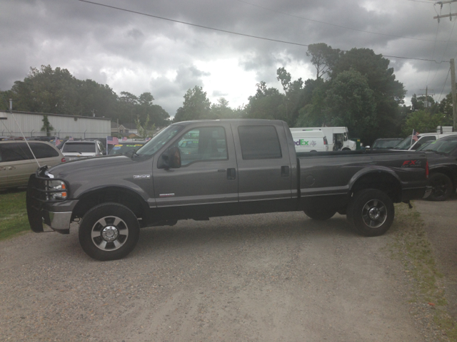 2005 Ford F-350 SD FWD 4dr SE