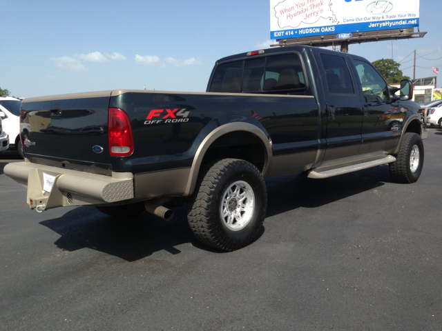 2006 Ford F-350 SD 4dr Sdn Quattro