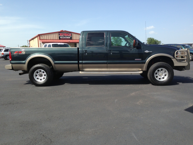 2006 Ford F-350 SD 4dr Sdn Quattro