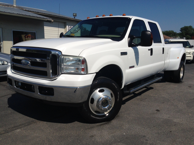 2006 Ford F-350 SD SE 4x4 Coupe