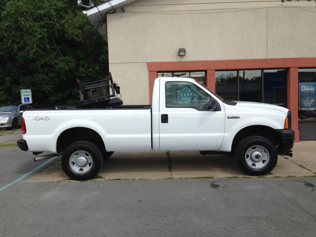 2006 Ford F-350 SD Crew Cab Short Box 2-wheel Drive SLE