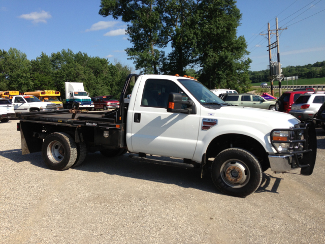 2009 Ford F-350 SD Leather Trimmed Bucket Seats-d