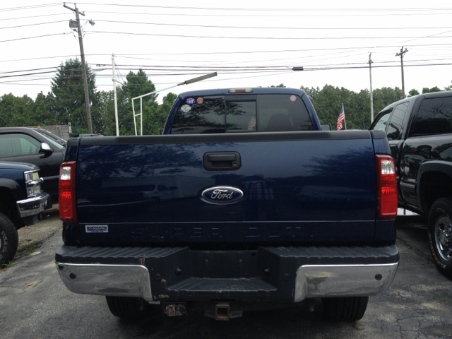 2010 Ford F-350 SD SE Well Kept Alloy Wheels