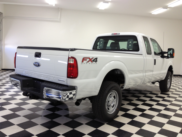 2013 Ford F-350 SD SE Customizedleather