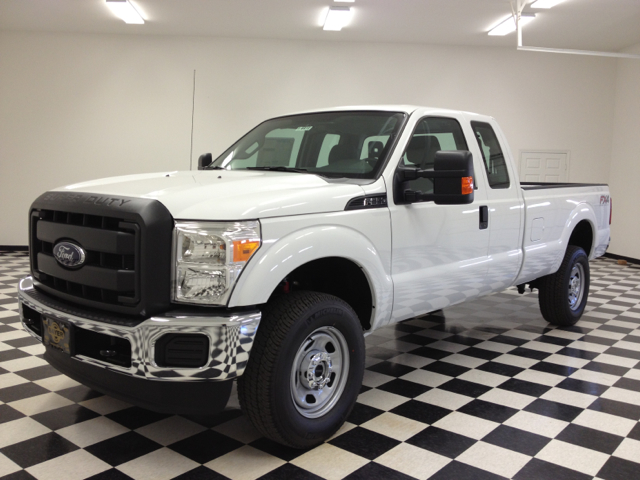 2013 Ford F-350 SD SE Customizedleather